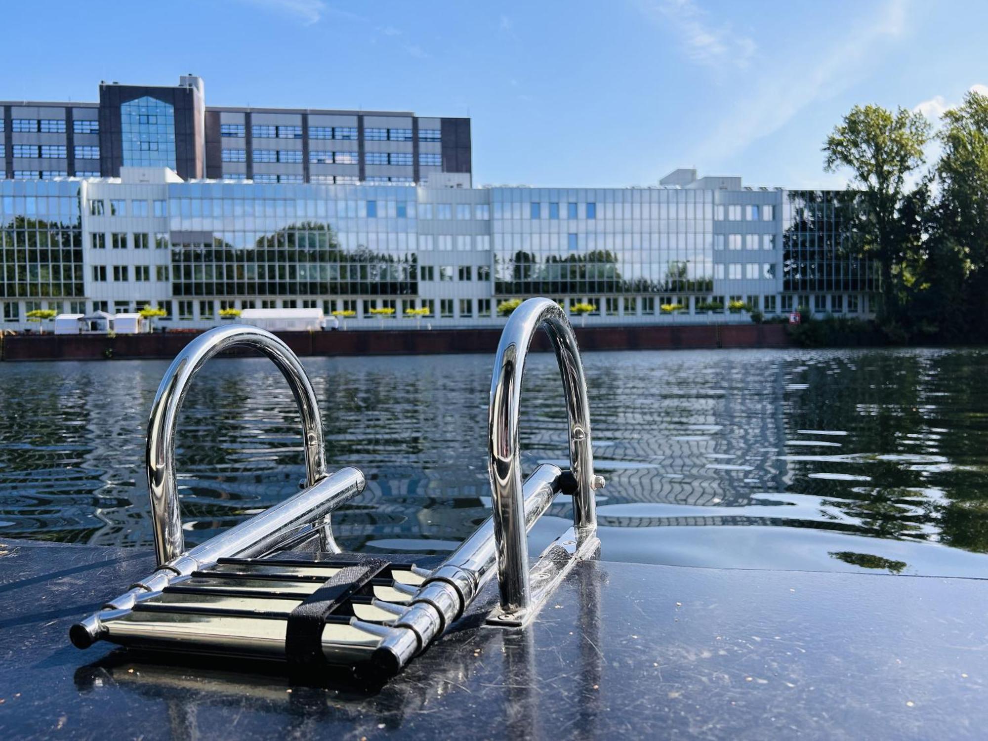 Botel Hausboot Pankow
