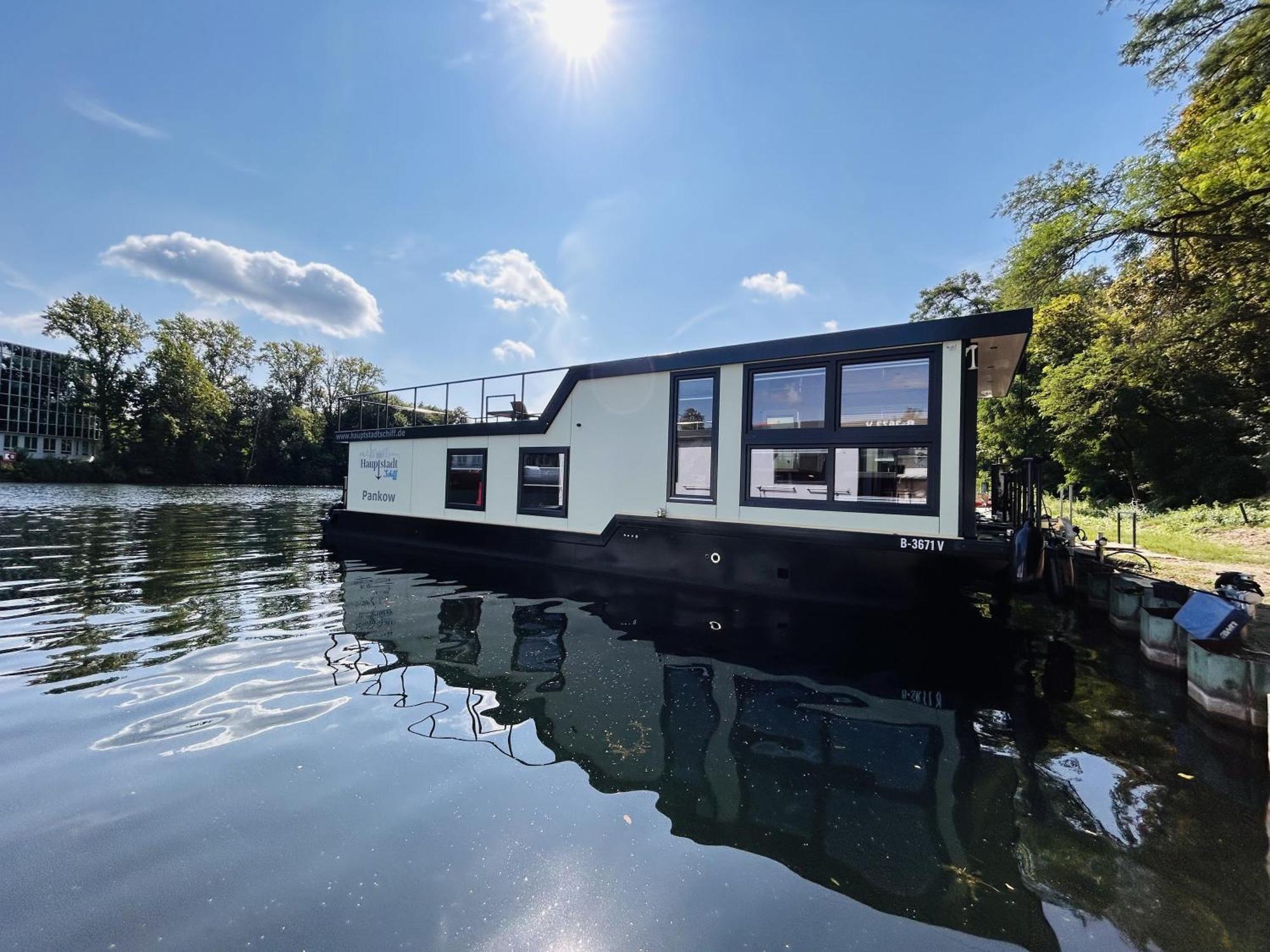 Botel Hausboot Pankow